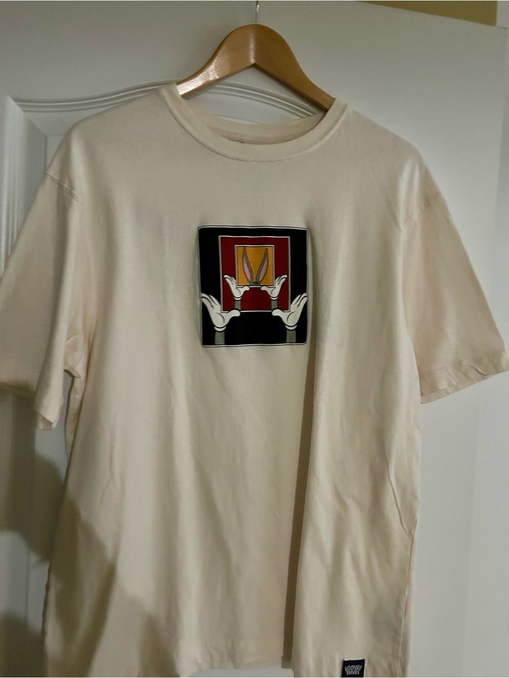 Zara bugs bunny loony toons collaboration. Graphic Men's Tee. Size Medium.